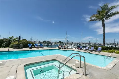 Exterior - 2901 Peninsula Rd #241, Oxnard, CA 93035 photo 4 of 5