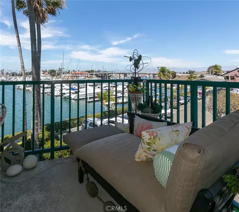 Exterior - 2901 Peninsula Rd #241, Oxnard, CA 93035 photo 2 of 5