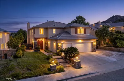 26518 Swan Ln, Canyon Country, CA 91387