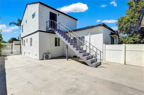 Exterior - 19549 Schoolcraft, Reseda, CA 91335 photo 4 of 8