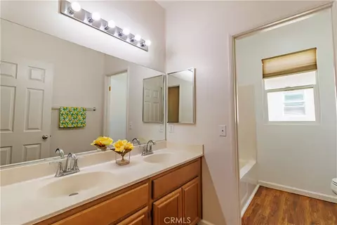 Bath - 5829 Spice, Lancaster, CA 93536 photo 3 of 5