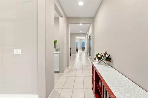 Entry Way - 27364 Ellery Pl, Saugus, CA 91350 photo 1 of 6