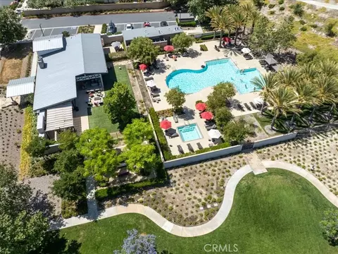View/Area - 27364 Ellery Pl, Saugus, CA 91350 photo 1 of 4