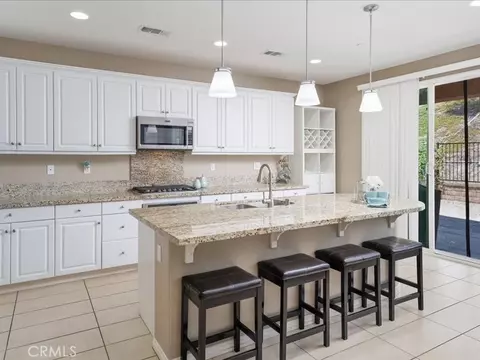 Kitchen - 27364 Ellery Pl, Saugus, CA 91350 photo 1 of 3