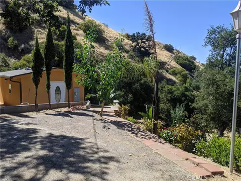 1036 Loma Ln, Simi Valley, CA 93063 photo 2
