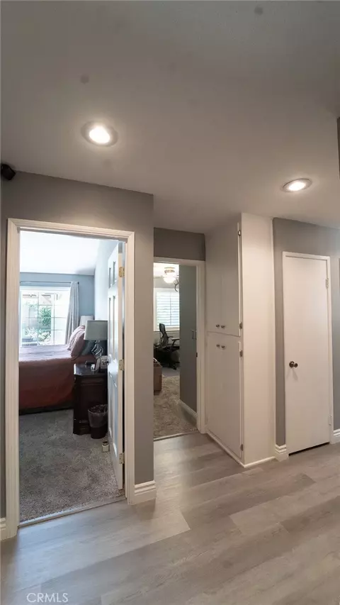 Entry Way - 6050 E Malton Ave, Simi Valley, CA 93063 photo 2 of 3