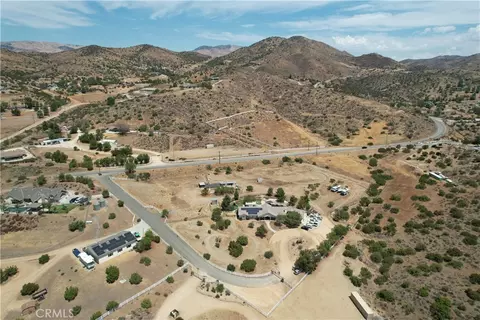 9726 Escondido Cyn, Agua Dulce, CA 91390