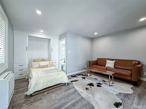 Bedroom - 4217 Cedar Ave, Long Beach, CA 90807 photo 8 of 9