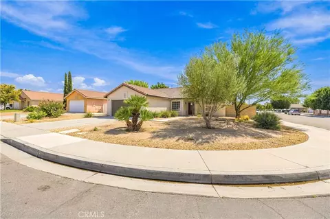 Exterior - 3304 E Avenue K4, Lancaster, CA 93535 photo 5 of 10