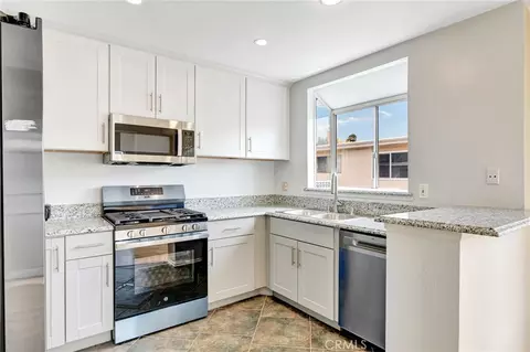 Kitchen - 7420 Corbin Ave #8, Reseda, CA 91335 photo 1 of 3