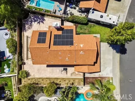 View/Area - 20416 Maroge Cir, Saugus, CA 91350 photo 2 of 5