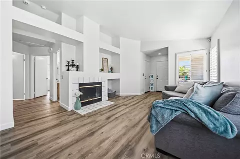 Living - 6631 Sasparilla Dr, Simi Valley, CA 93063 photo 1 of 3