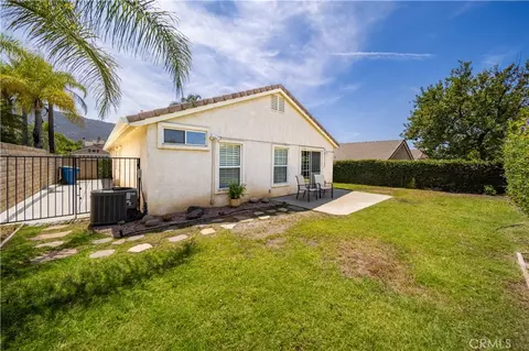 Exterior - 6631 Sasparilla Dr, Simi Valley, CA 93063 photo 4 of 4