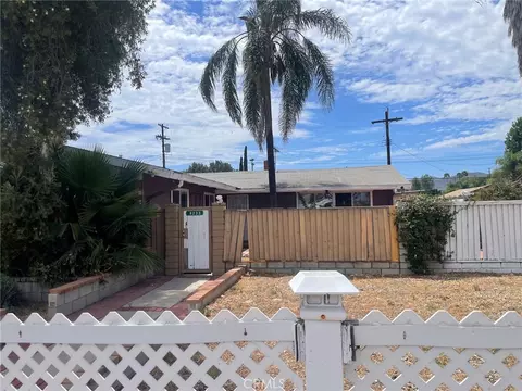 8233 Fallbrook Ave, West Hills, CA 91304