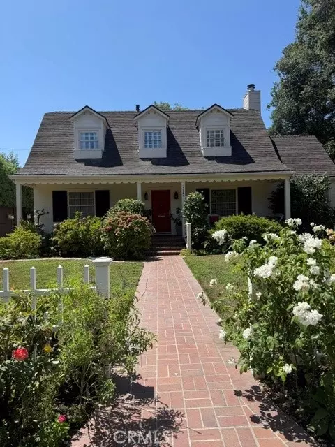 12206 Huston St, Valley Village, CA 91607