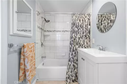 Bath - 31757 Indian Oak Rd, Acton, CA 93510 photo 1 of 3
