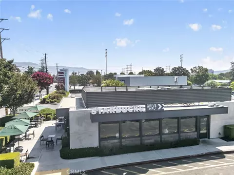 Exterior - 600 N Maple St, Burbank, CA 91505 photo 2 of 6