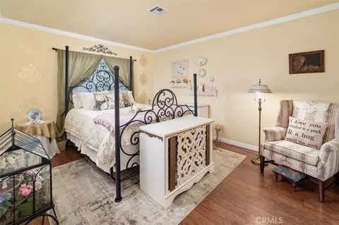 Bedroom - 25068 Wheeler Rd, Newhall, CA 91321 photo 6 of 7