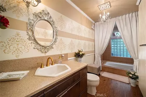 Bath - 25068 Wheeler Rd, Newhall, CA 91321 photo 1 of 2