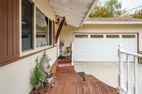 Exterior - 25068 Wheeler Rd, Newhall, CA 91321 photo 4 of 12