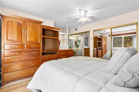 Bedroom - 21153 Winterset Dr, Saugus, CA 91350 photo 6 of 7