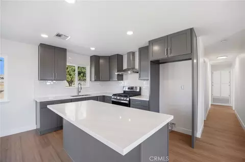 Kitchen - 38997 164th E, Lake Los Angeles, CA 93591 photo 3 of 7