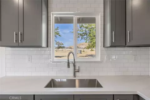 Kitchen - 38997 164th E, Lake Los Angeles, CA 93591 photo 7 of 7