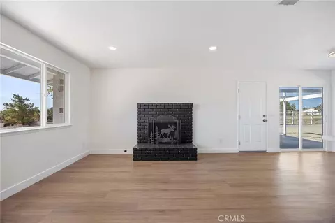Living - 38997 164th E, Lake Los Angeles, CA 93591 photo 4 of 6