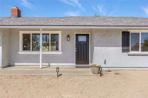 Exterior - 38997 164th E, Lake Los Angeles, CA 93591 photo 2 of 5
