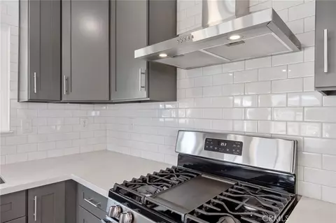Kitchen - 38997 164th E, Lake Los Angeles, CA 93591 photo 6 of 7