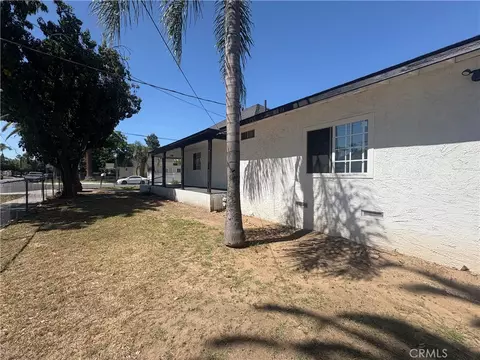 Exterior - 3395 Franklin Ave, Riverside, CA 92507 photo 7 of 13