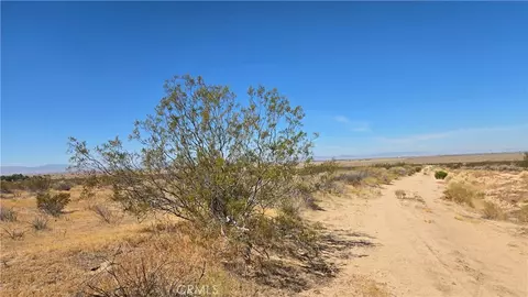 0 E Avenue F10 142nd St E, Lancaster, CA 93535 photo 3