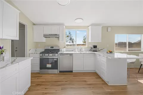 13073 Arizona, Phelan, CA 92371 photo 8