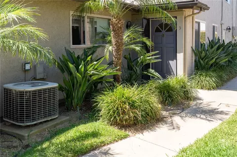 Exterior - 5969 Nelda St #3, Simi Valley, CA 93063 photo 2 of 4