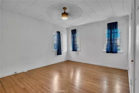 Bedroom - 79 N Berkeley Ave, Pasadena, CA 91107 photo 1 of 6