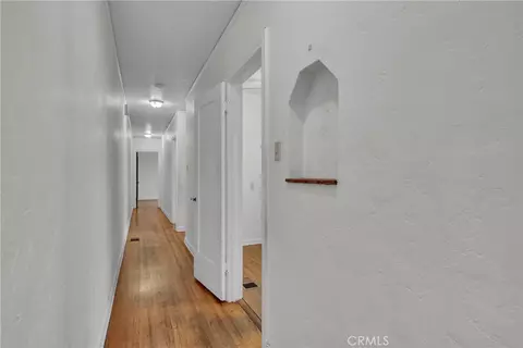 Entry Way - 79 N Berkeley Ave, Pasadena, CA 91107 photo 1 of 4