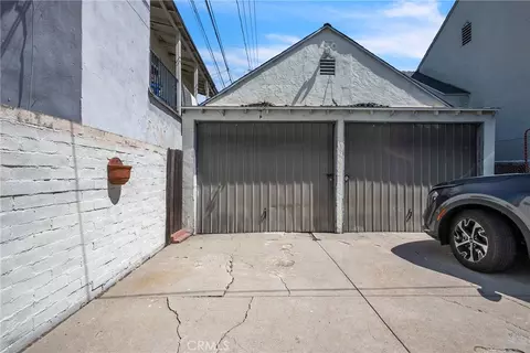 Exterior - 79 N Berkeley Ave, Pasadena, CA 91107 photo 4 of 4