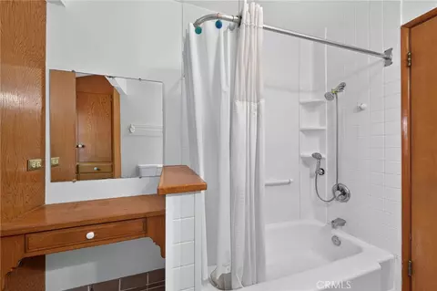 Bath - 7238 Balcom Ave, Reseda, CA 91335 photo 2 of 3