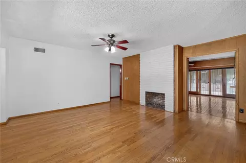 Living - 7238 Balcom Ave, Reseda, CA 91335 photo 4 of 8