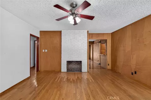 Living - 7238 Balcom Ave, Reseda, CA 91335 photo 2 of 8