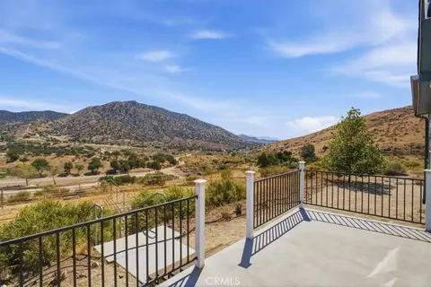 Exterior - 1451 E Soledad Pass Rd, Palmdale, CA 93550 photo 1 of 5