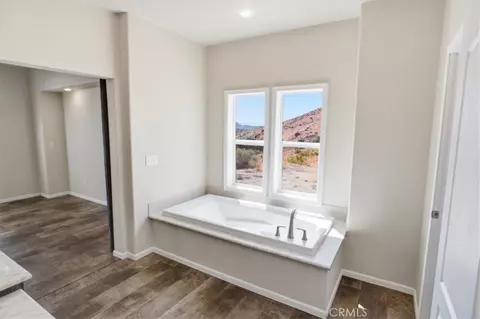 Entry Way - 1451 E Soledad Pass Rd, Palmdale, CA 93550 photo 2 of 2