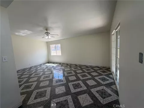 Living - 2601 Dore Dr, Bakersfield, CA 93304 photo 2 of 2