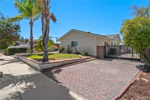 Exterior - 789 Hudspeth St, Simi Valley, CA 93065 photo 3 of 10