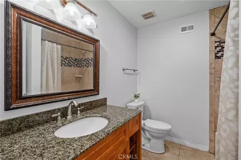 Bath - 789 Hudspeth St, Simi Valley, CA 93065 photo 1 of 2