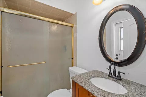 Bath - 789 Hudspeth St, Simi Valley, CA 93065 photo 2 of 2
