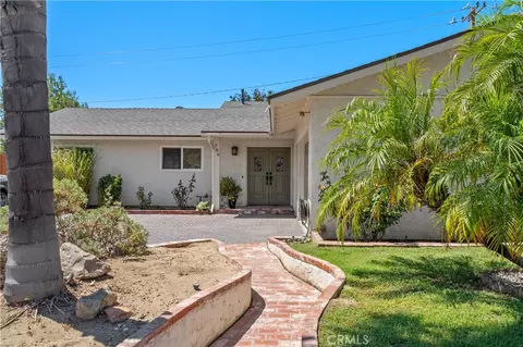 Exterior - 789 Hudspeth St, Simi Valley, CA 93065 photo 4 of 10