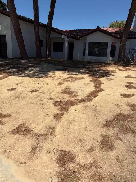 1255 Herzel Ave, Lancaster, CA 93535