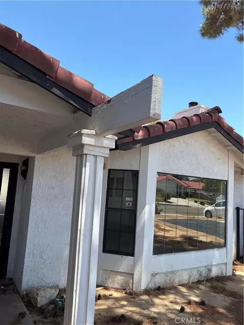 1255 Herzel Ave, Lancaster, CA 93535 photo 2