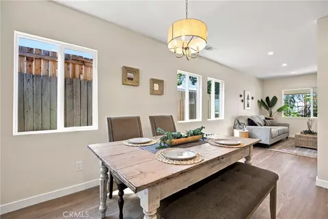 Dining - 10512 Samoa Ave, Tujunga, CA 91042 photo 2 of 2